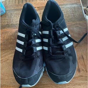 Mens adidas tennis shoes size 7.5